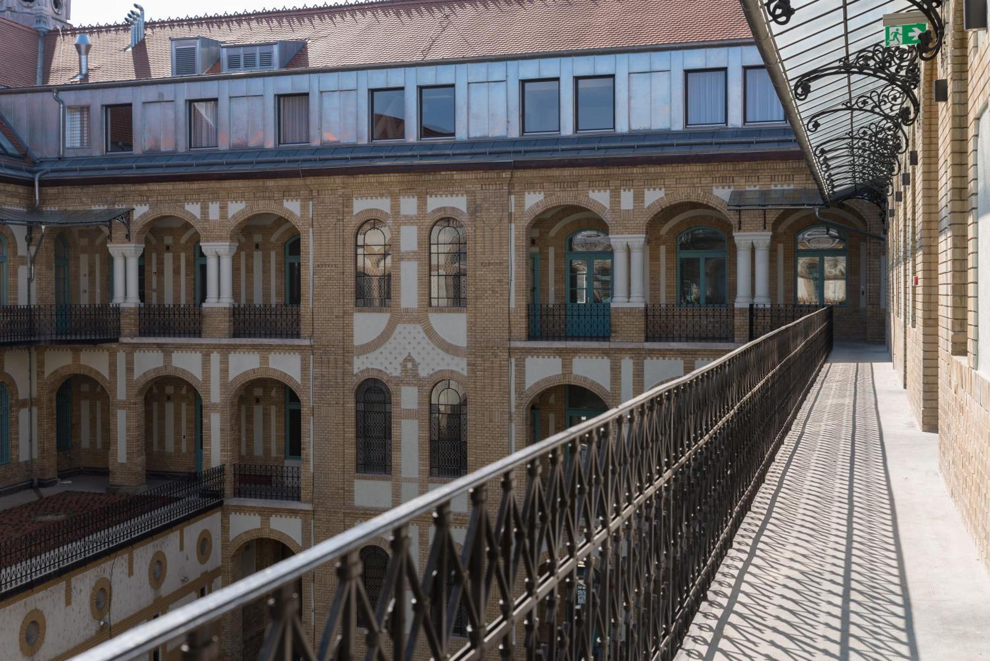 Szechenyi Center Aparthotel Szeged Luaran gambar